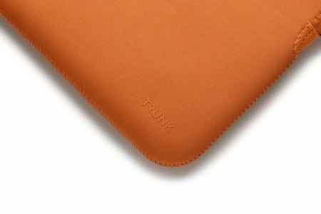 Trunk 13" MacBook Sleeve - neoprenowe etui ochronne do MacBook 13" (marmalade)