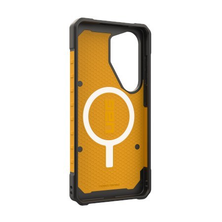 UAG Pathfinder Magnet - etui z wbudowanym modułem magnetycznym do Samsung Galaxy S26 Ultra (heritage yellow)
