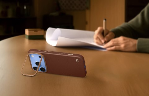 Laut Lux Edge - etui do iPhone 18 Pro / 17 Pro kompatybilne z MagSafe (cocoa brown)