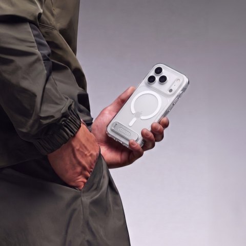 Decoded AntiMicrobial Hybrid Stand Backcover - etui z podstawką do iPhone 18 Pro Max / 17 Pro Max kompatybilne z MagSafe (clear)