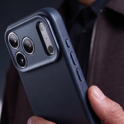 Decoded Leather Backcover - skórzane etui do iPhone 18 Pro Max / 17 Pro Max kompatybilne z MagSafe (midnight)