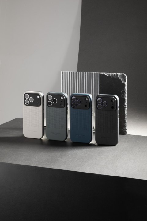 Native Union Active Case - etui do iPhone 18 Pro / 17 Pro kompatybilne z MagSafe (sandstone)